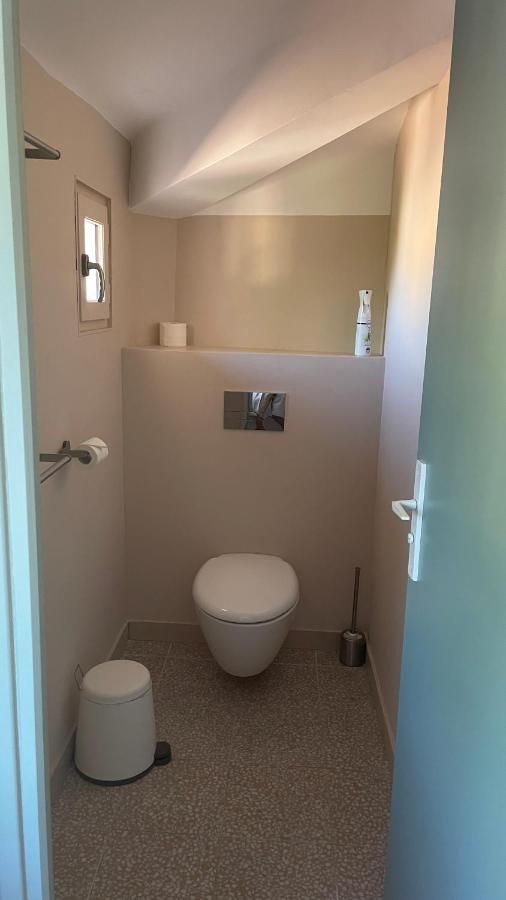 Au Coeur Du Vieux Toulon Au Calme Appartement Renove Climatise Confortable Etage Eleve Avec Ascenseur Proche Parking Et Toutes Commodites Exterior photo